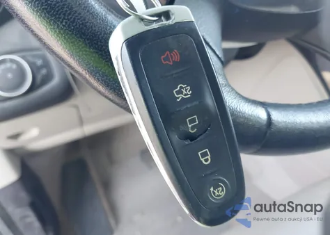 2015 Ford Escape Titanium из США, поврежденный, VIN 1FMCU0J95FUB18914